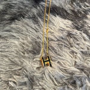 Hermes Pop H fashion necklace - brand new